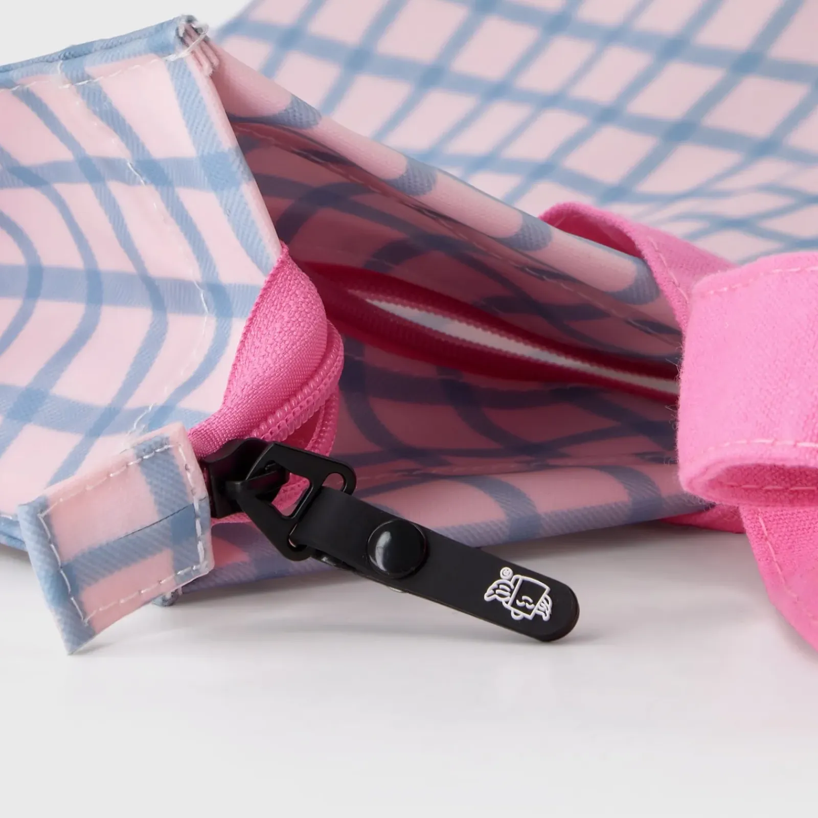 Mr. Wonderful Bolsas E Necessaires > Bolsa Quadrados Azul Rosa - Hello Sunshine