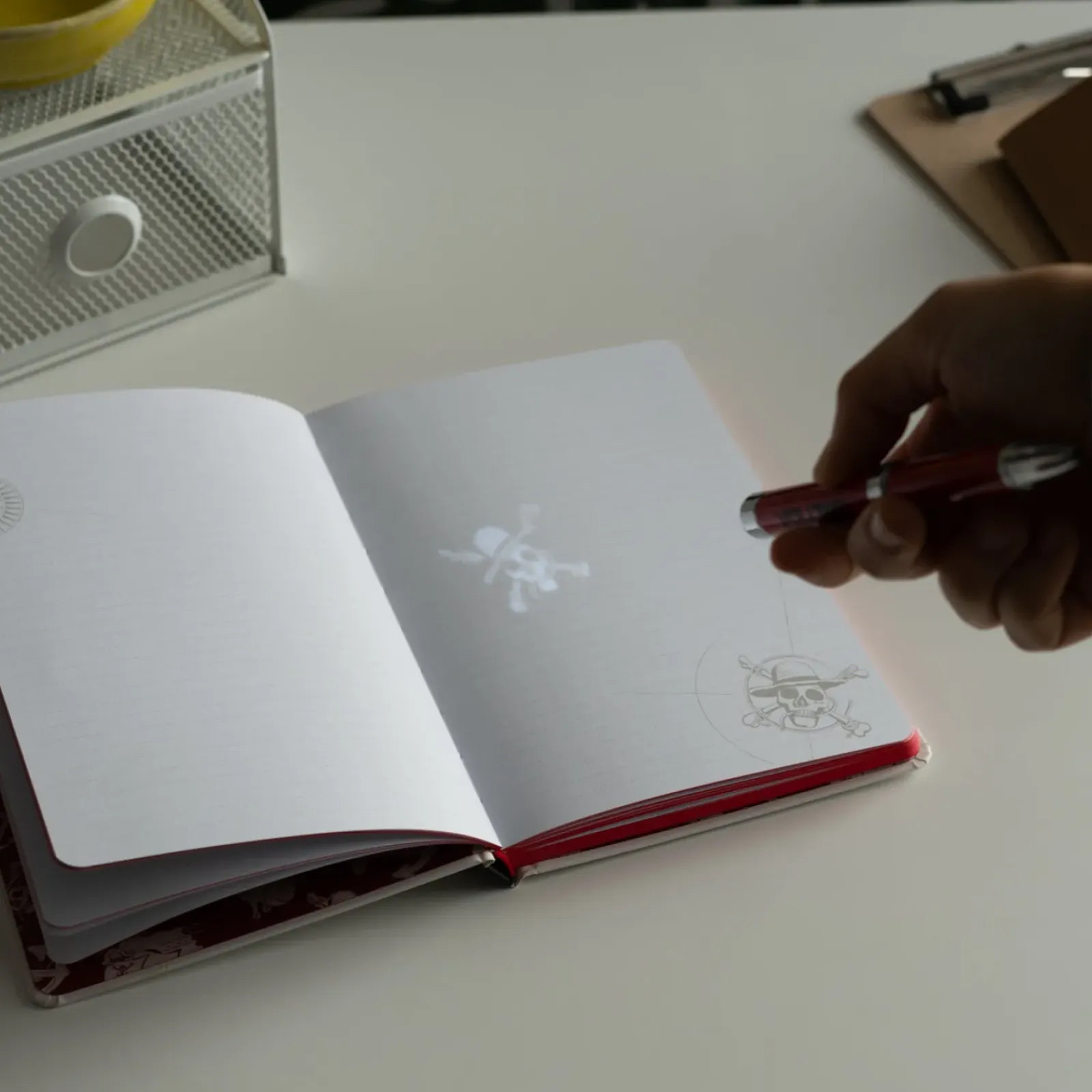 One Piece Cadernos E Blocos > Caderno A5 Com Caneta - Netflix