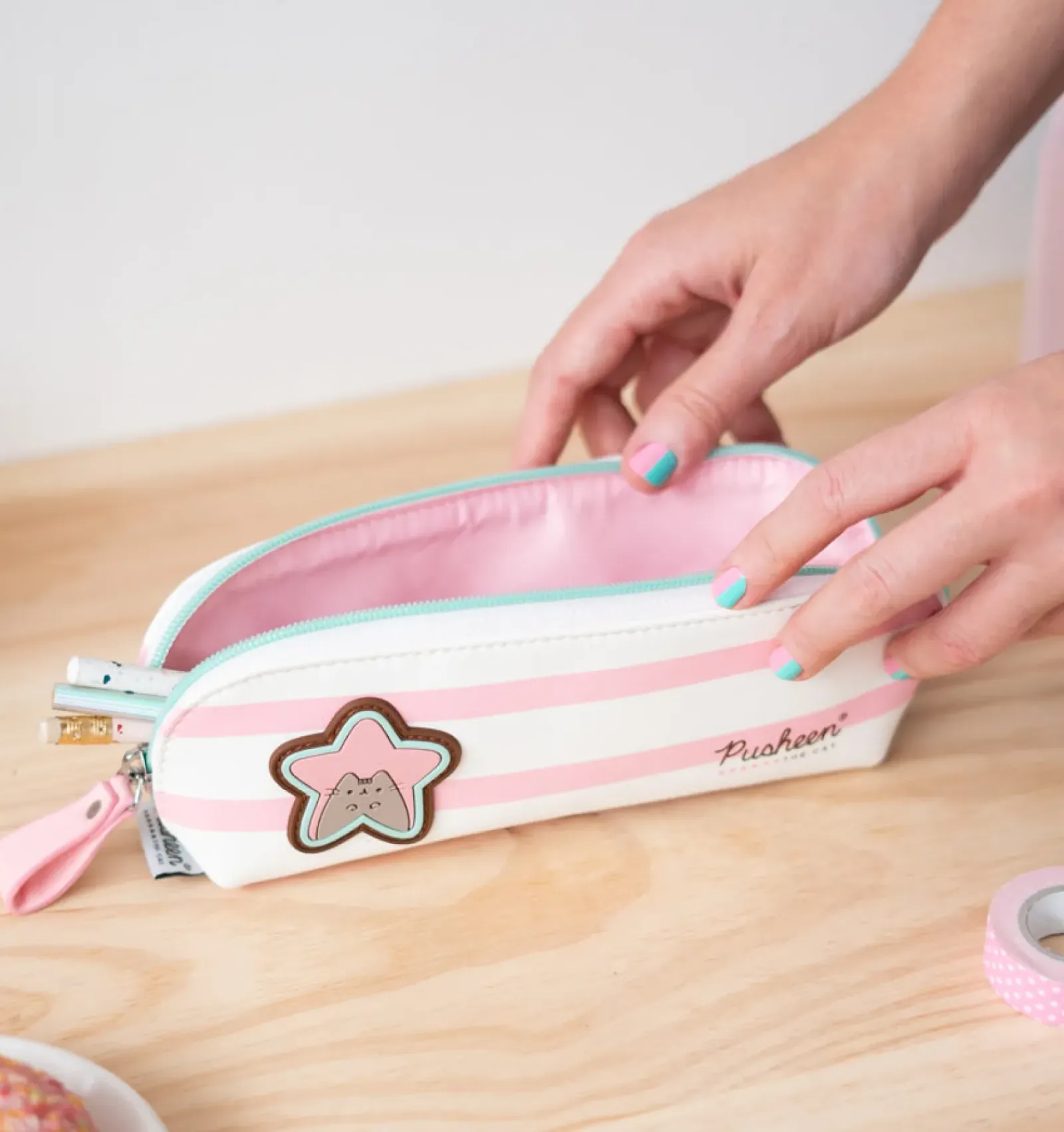Pusheen Estojo Rose Collection