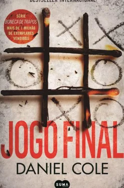 Suma De Letras Policial > Jogo Final de Daniel Cole