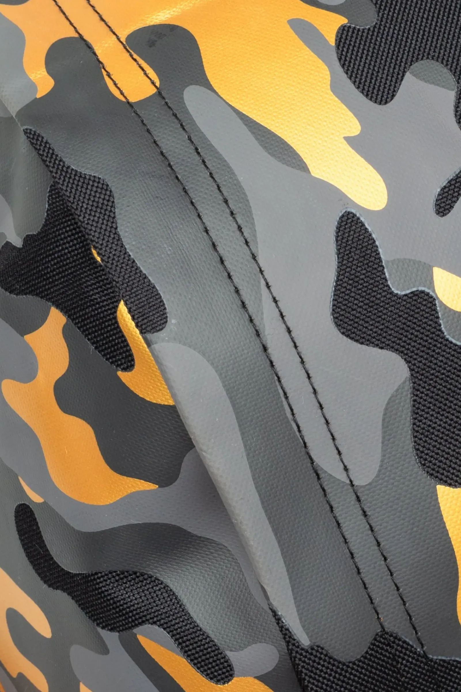 Hype Juvenil > Mochila Gold Camo